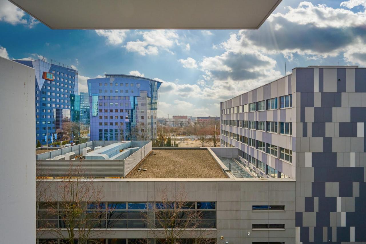 City Panorama Studio Apartments Jaworska 4 By Noclegi Renters Wrocław Exterior foto